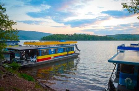 Houseboat-Dirtfest-Teen-Mountain-Biking-Camp