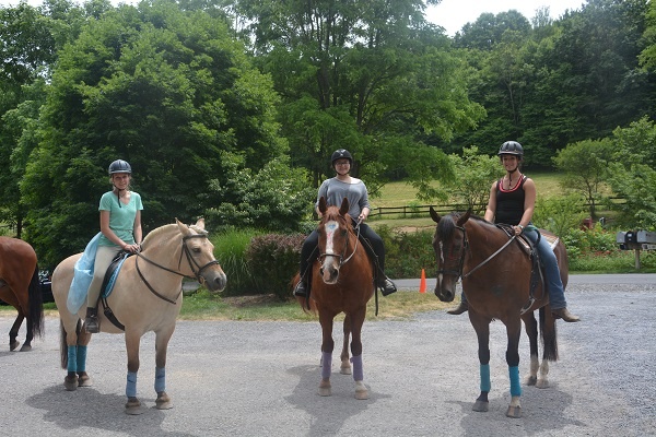 Horseback-Riding-Teen-Camp.jpg