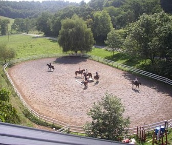 Horseback-riding-summer-camps-for-teenagers.jpg