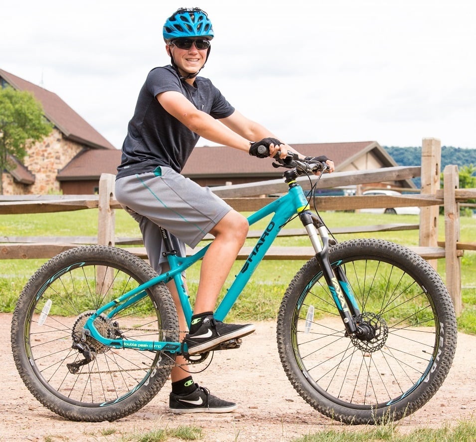 Mountain-biking-summer-camp-for-teenagers