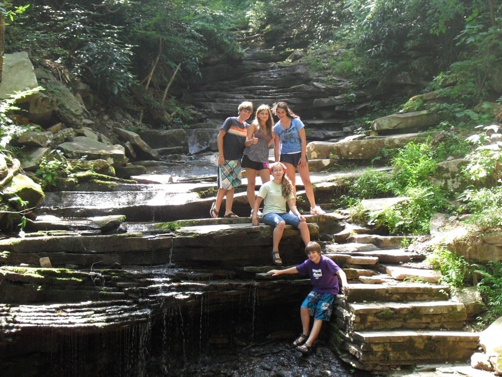 Teen-Summer-Camp-Sleepaway