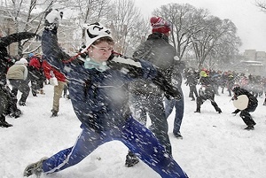 teen-camp-snowball-fight.jpg