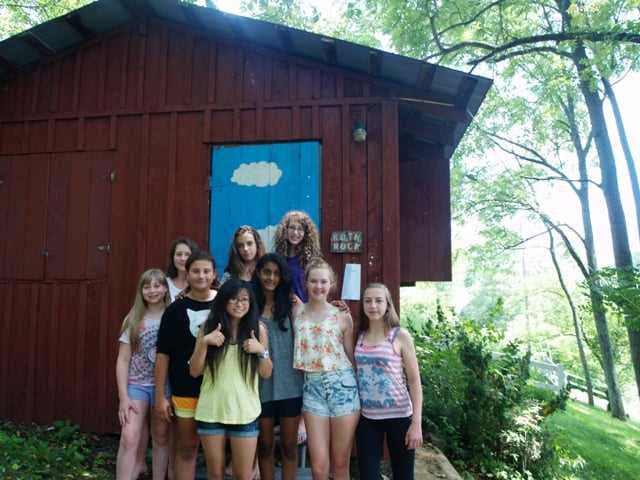 A group of teen Campers posing for a picture.