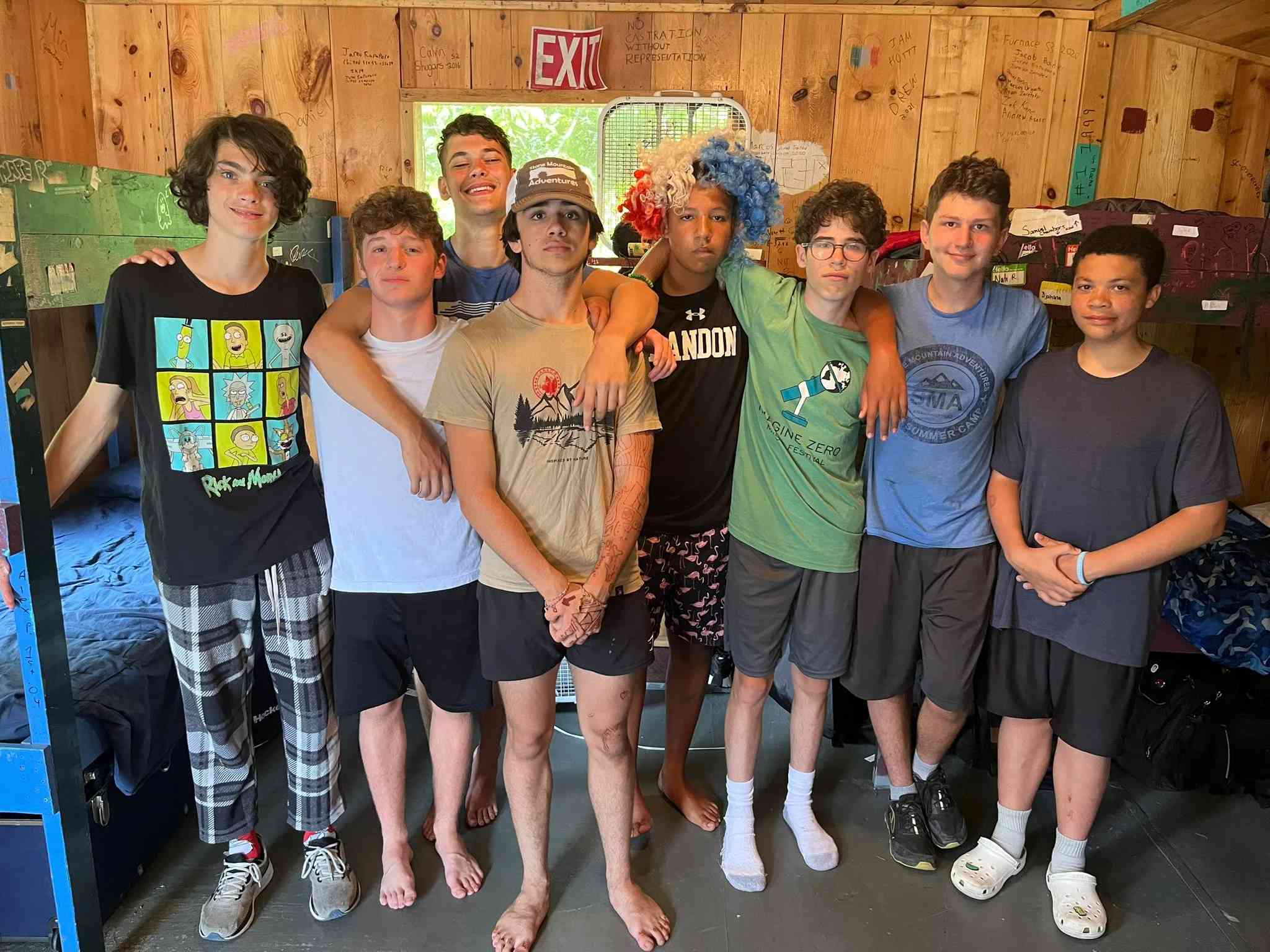 A group of Teen Campers pose for a picture